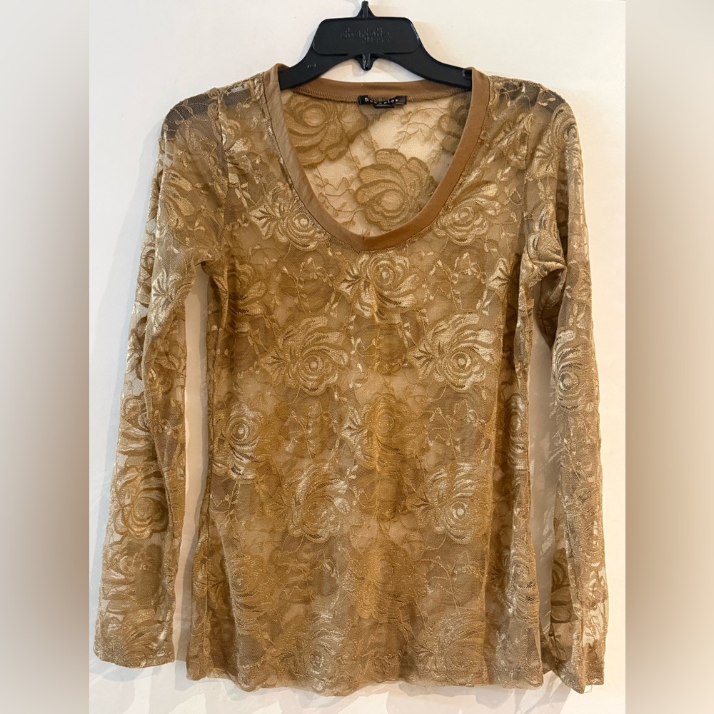 Bozzolo Tan Floral Lace Long Sleeve Top
